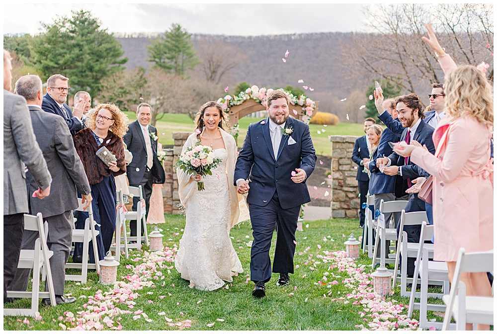 Wedding ceremony at The Inn at Evergreen | Northern VA wedding photographer