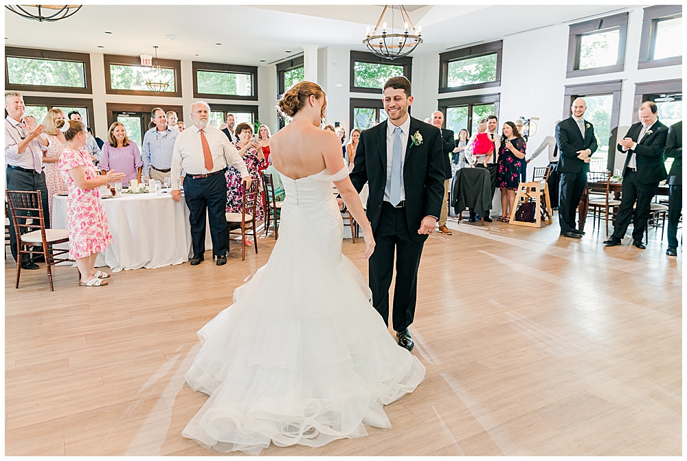 Whitehall Estate wedding | Virginia mansion weddings | Loudon County wedding photographer | First Dance