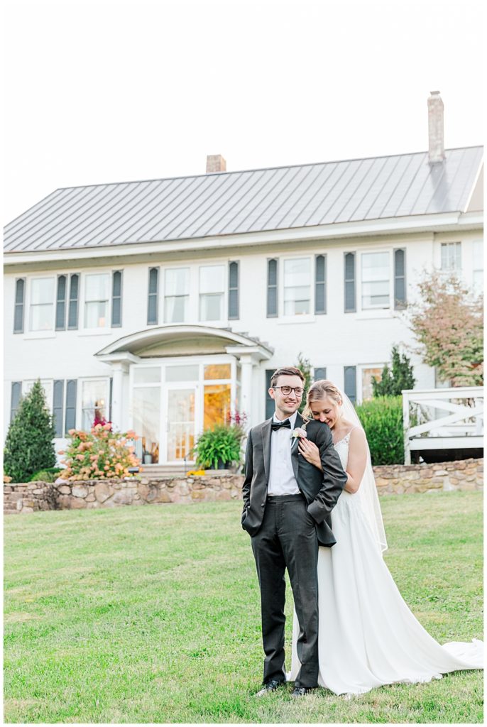 Plantation at Sunnybrook wedding | Virginia Wedding Photographer

I'm Emily, lead wedding photographer based in Vienna, VA near Washington, D.C. If you're looking for a wedding photographer who will help you craft a custom wedding day timeline, take great care to capture every memory as it happens, and hype you up with easy posing prompts, visit my website to inquire!