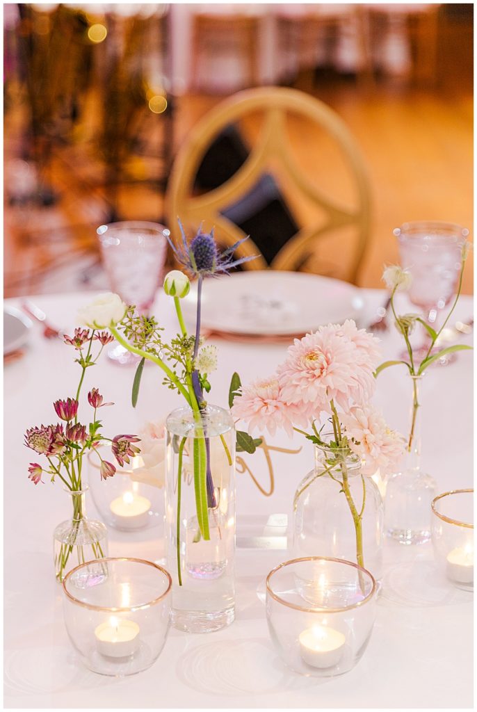 Simple bud vases for wedding centerpieces | Richmond Wedding Photographer