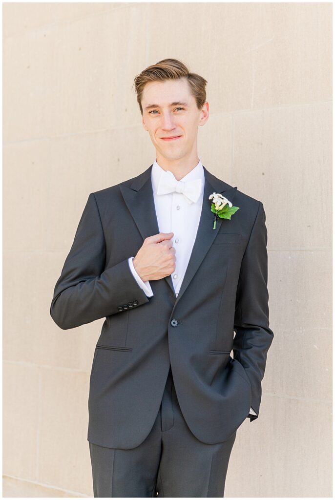 White tie dress code attire guide for wedding guests | Virginia wedding photographer