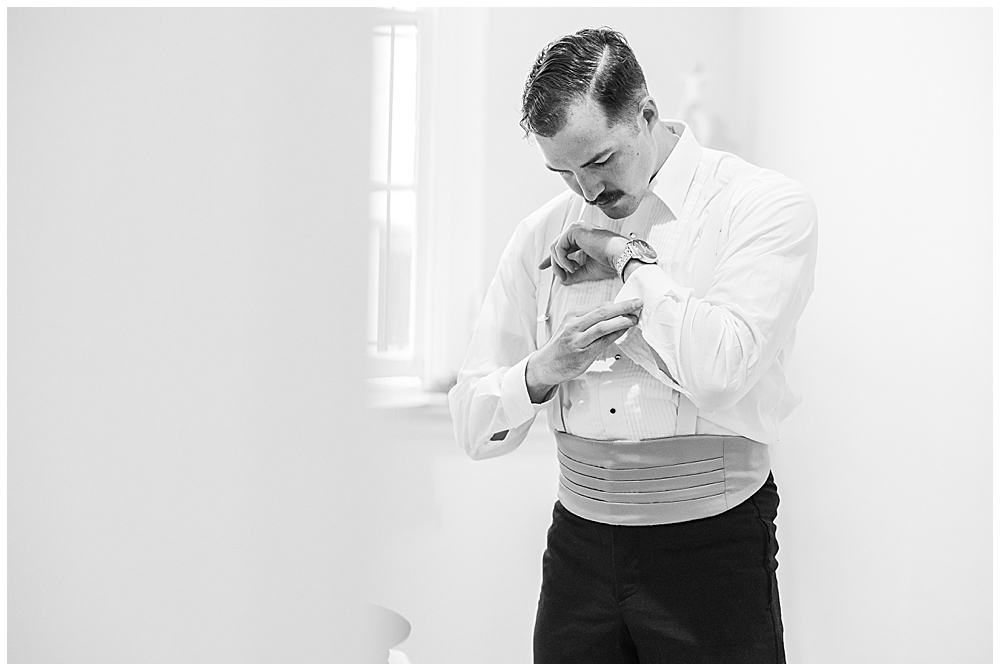 Navy servicemember groom getting ready for wedding ceremony | D.C. wedding photographer