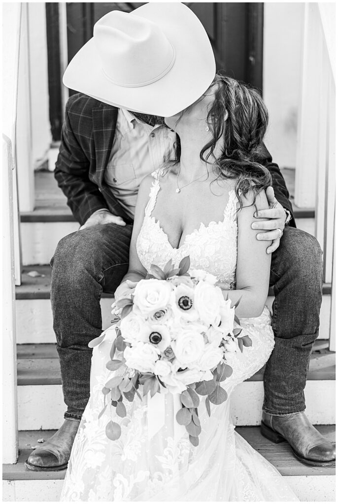 Modern Country Wedding Photos | Northern VA Wedding Photographer