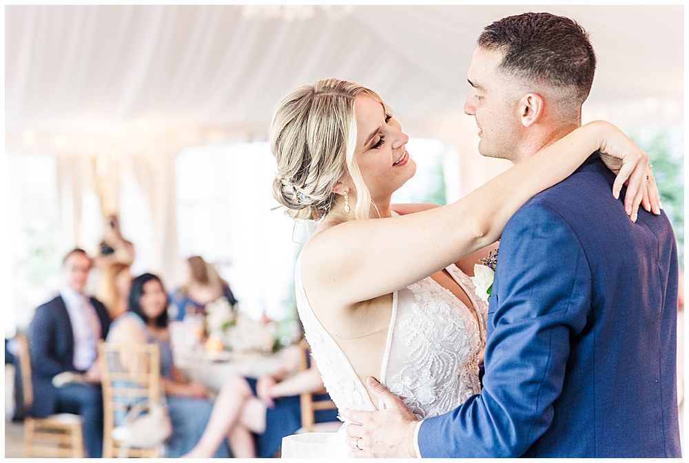 Bride and Groom's First Dance at tented outdoor wedding reception

River Farm Wedding | Alexandria Wedding Photographer