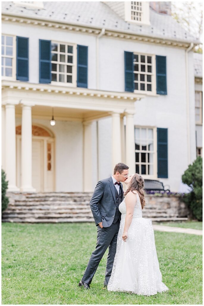 A bride and groom kiss in front of their wedding venue.

Rust Manor House Wedding | Leesburg Wedding Photography | VA Wedding Venues