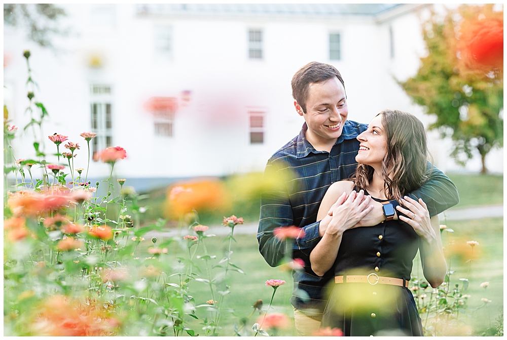 Fall engagement session in downtown Middleburg, VA | Virginia Wedding Photographer

Fall engagement session at downtown Middleburg, VA. A couple embraces amidst colorful autumn foliage and fall flowers.

Read the blog to see more fall engagement photo inspiration for Middleburg photo session locations, fall engagement outfits, and more!

#VAengagementphotos #fallengagement #middleburgva #engagementphotos